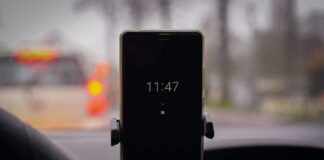 How To Remove Clock From Lock Screen